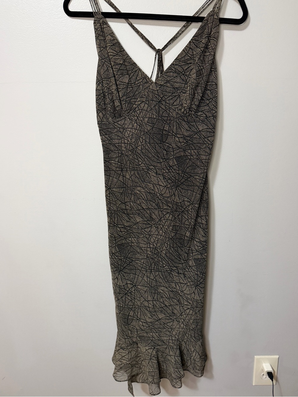 White House Black Market Open Back Midi Dress Black Beige Bodycon Mermaid hem